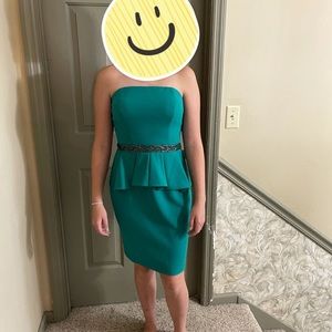 Beautiful green peplum cocktail dress. NWT